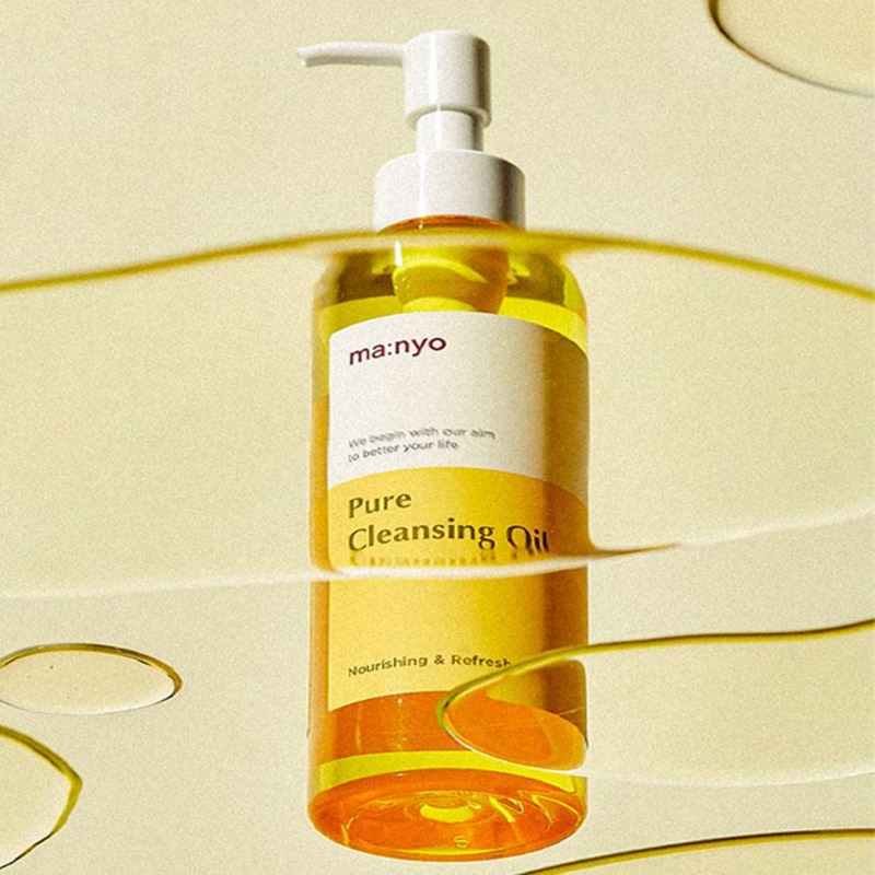 11.18-Soko-Glam-PDP-Image-Manyo-Factory-Pure-Cleansing-Oil-Korean-Skincare-Texture_860x_812f0149-1659-4010-a651-0cdc57136aa0_5000x