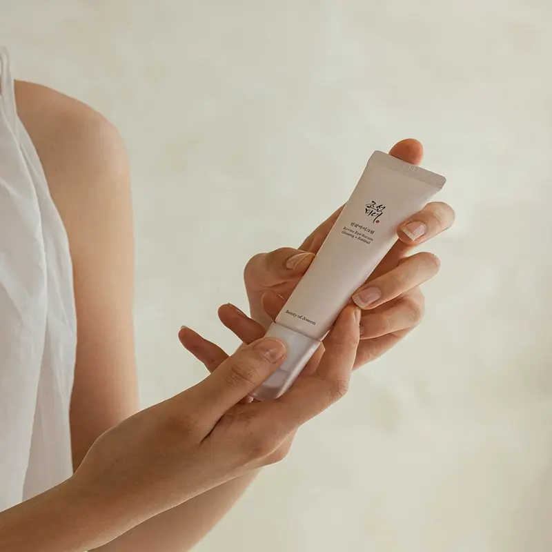 ReviveEye_0000_LayerComp1-scaled-1 (1)