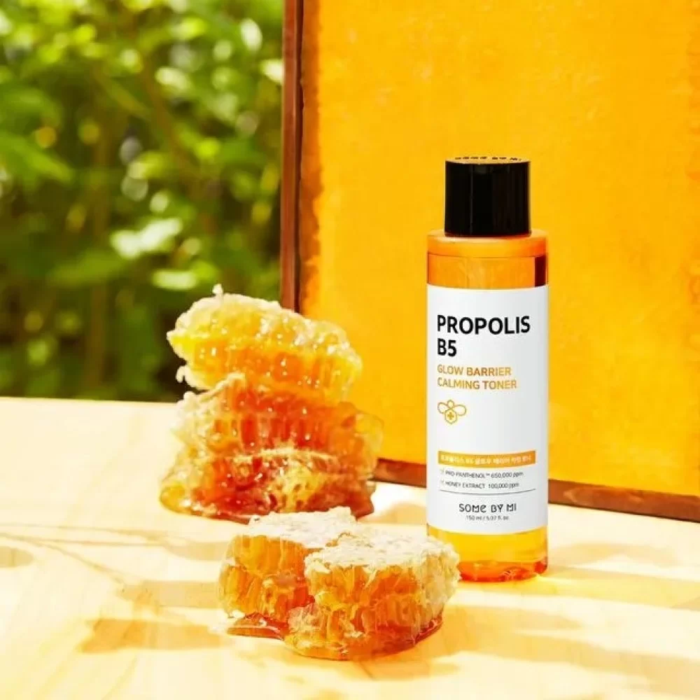 Some-By-Mi-Propolis-B5-Glow-Barrier-Calming-Toner-150ml-1-1000×1000.jpg.webp